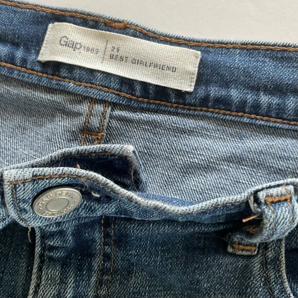 GAP Women's Best Girlfriend Jeans EUC Size 29 - Picture 2 of 8